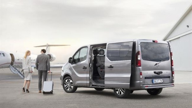 ep opel vivaro tourer