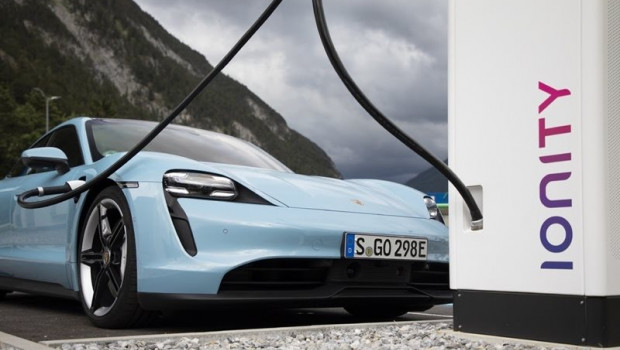 ep porsche taycan ionity