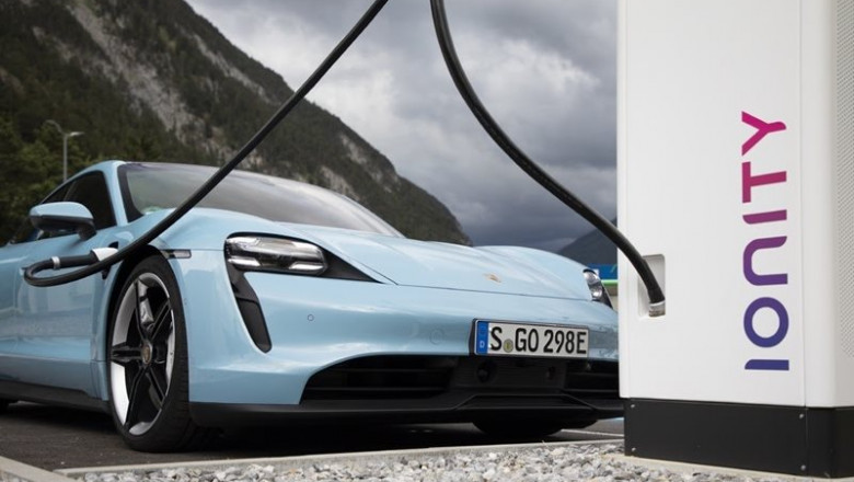 Porsche Taycan (Ionity) | PORSCHE - Archivo ep porsche taycan ionity