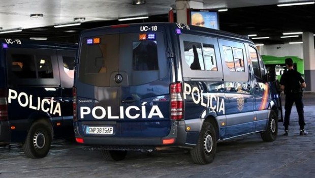 ep recursospolicia nacional agente agentes policia policias furgoneta poli