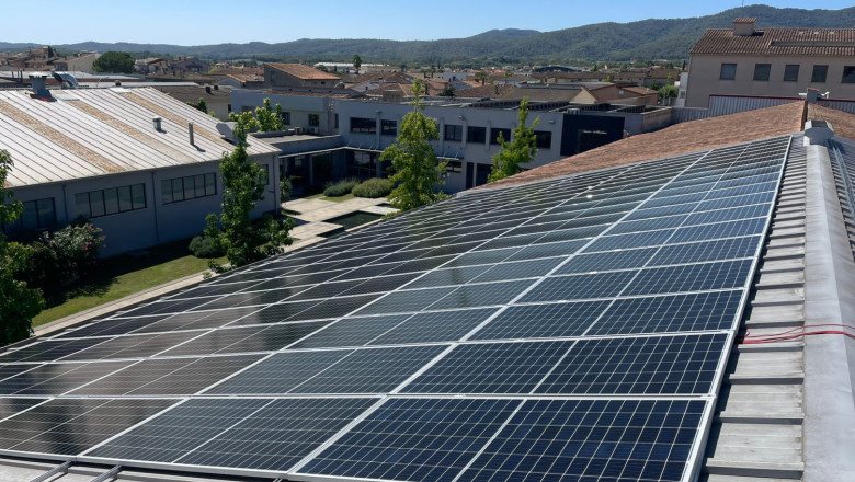 3cbb88fb a1c0 42e6 af9e b0cb985b4e75 1 