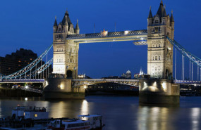dl city of london tower bridge river thames night square mile financial district finance trading pb dl city of london tower bridge river thames night square mile financial district finance trading pb