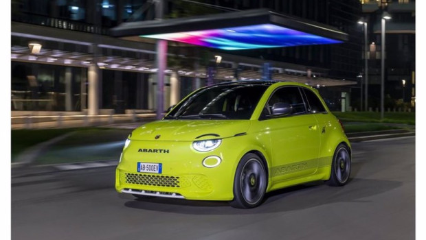 ep abarth 500e un vehiculo que demuestra que conceptos como cero emisiones o sostenibilidad no estan