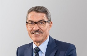 ep alfred weber consejero delegadomannhummel