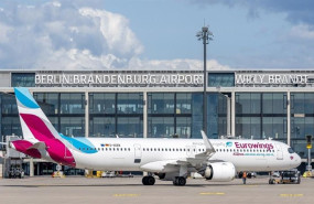 ep archivo avion de eurowings en el aeropuerto de berlin ep archivo avion de eurowings en el aeropuerto de berlin
