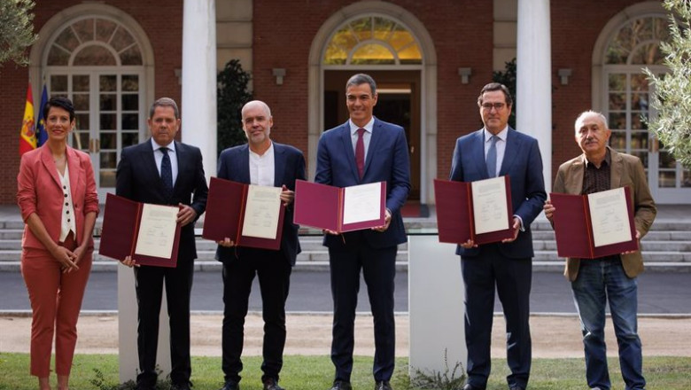 ep archivo i d la ministra de inclusion elma saiz gerardo cuerva cepyme unai sordo ccoo el ep archivo i d la ministra de inclusion elma saiz gerardo cuerva cepyme unai sordo ccoo el