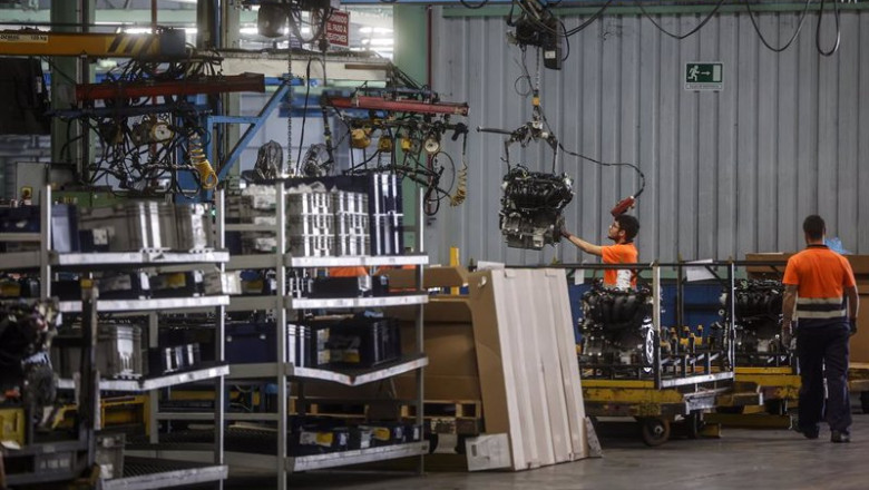 Archivo - Trabajadores en la fábrica de Ford en Almussafes | Rober Solsona - Europa Press - Archivo ep archivo trabajadores en la fabrica de ford en almussafes