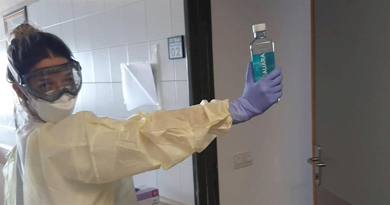 AUARA lanza una campaña de crowdfunding para donar botellas de agua a hospitales con enfermos por coronavirus | AUARA ep auara lanza una campana de crowdfunding para donar botellas de agua a hospitales con enfermos por