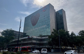 ep edificio de ibercaja en el centro de zaragoza