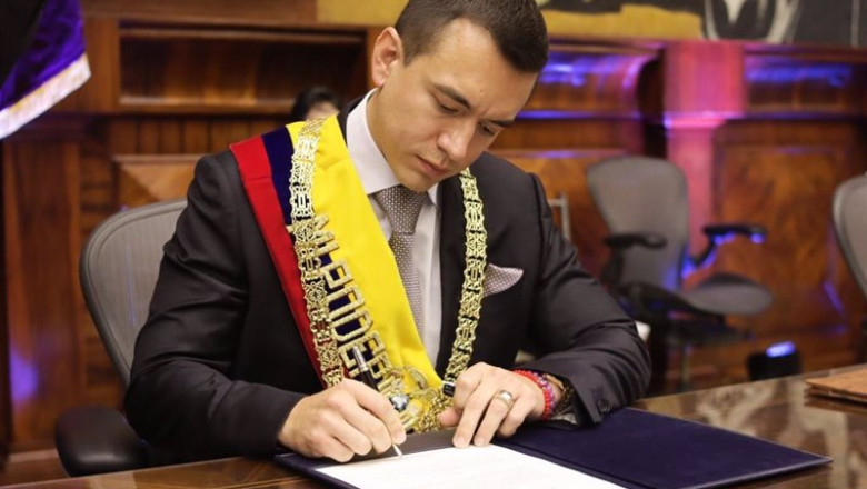 ep el presidente de ecuador daniel noboa