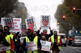 ep hosteleros gallegos en su llegada a madrid para pedir ayudas para la hosteleria