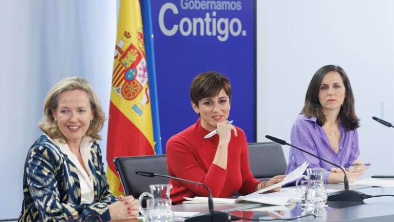 ep i d la vicepresidenta primera y ministra de asuntos economicos nadia calvino la portavoz del ep i d la vicepresidenta primera y ministra de asuntos economicos nadia calvino la portavoz del