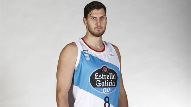 ep jordan bachynski jugadormonbus obradoiro