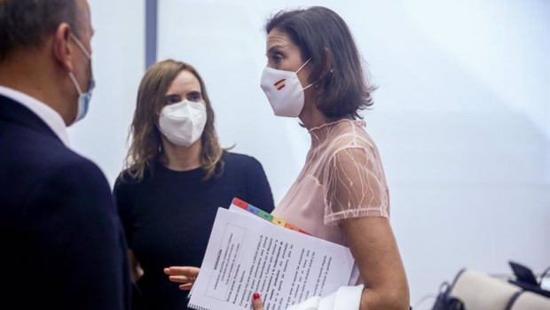 ep la ministra de industria comercio y turismo reyes maroto d a su llegada para comparecer en la