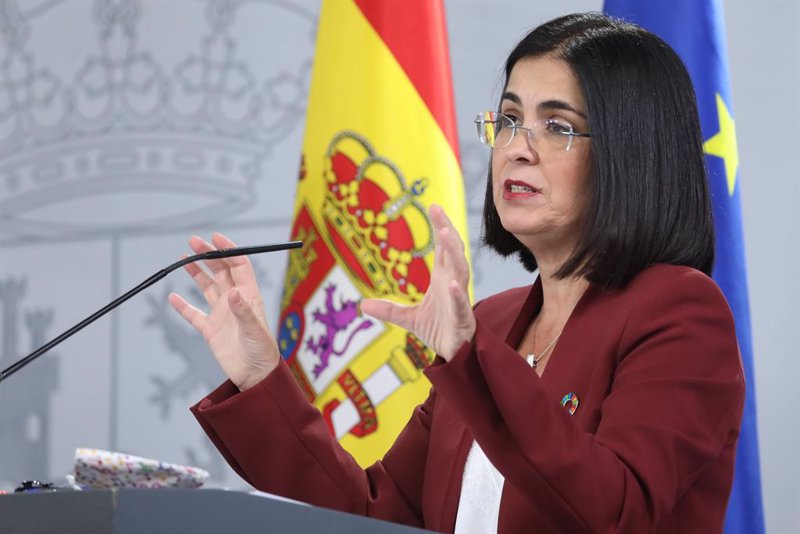 AstraZeneca está en estrecho contacto con Sanidad tras la suspensión de la vacunación