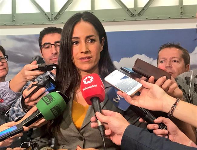 La portavoz municipal de Cs, Begoña Villacís, atiende a los medios | CIUDADANOS ep la portavoz municipalcs begona villacis atiendelos medios