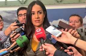 ep la portavoz municipalcs begona villacis atiendelos medios