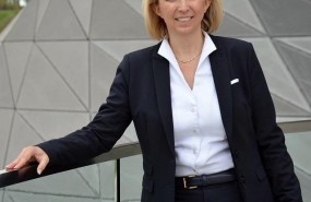 ep melanie schillinger nueva directoraoperacionesalphabet internacional