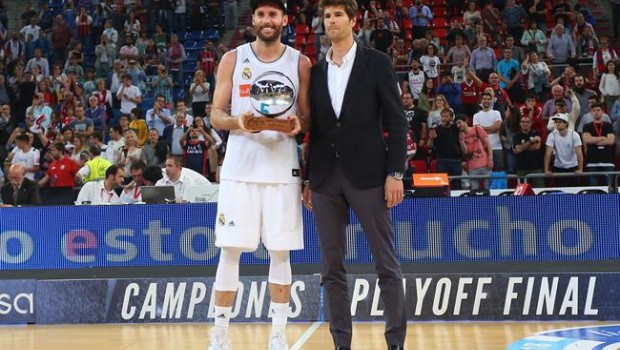 ep rudy fernandez recibepremiomvpla finalla liga endesa