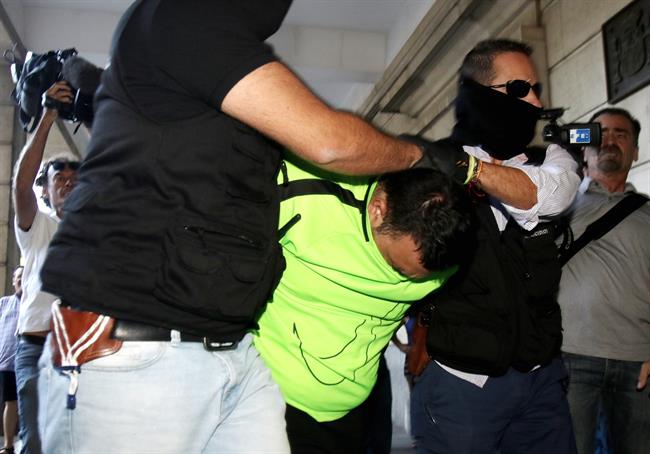 Uno de los detenidos por el triple crimen de Dos Hermanas (Sevilla) | EUROPA PRESS/ARCHIVO ep unolos detenidostriple crimendos hermanas sevilla