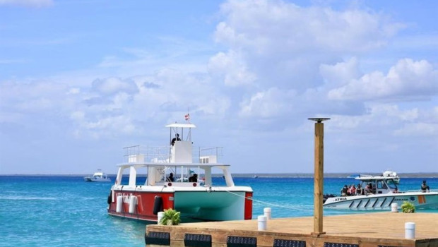 ep w2m inaugura el muelle klubcatalina en republica dominicana y aumentara su flota de barcos