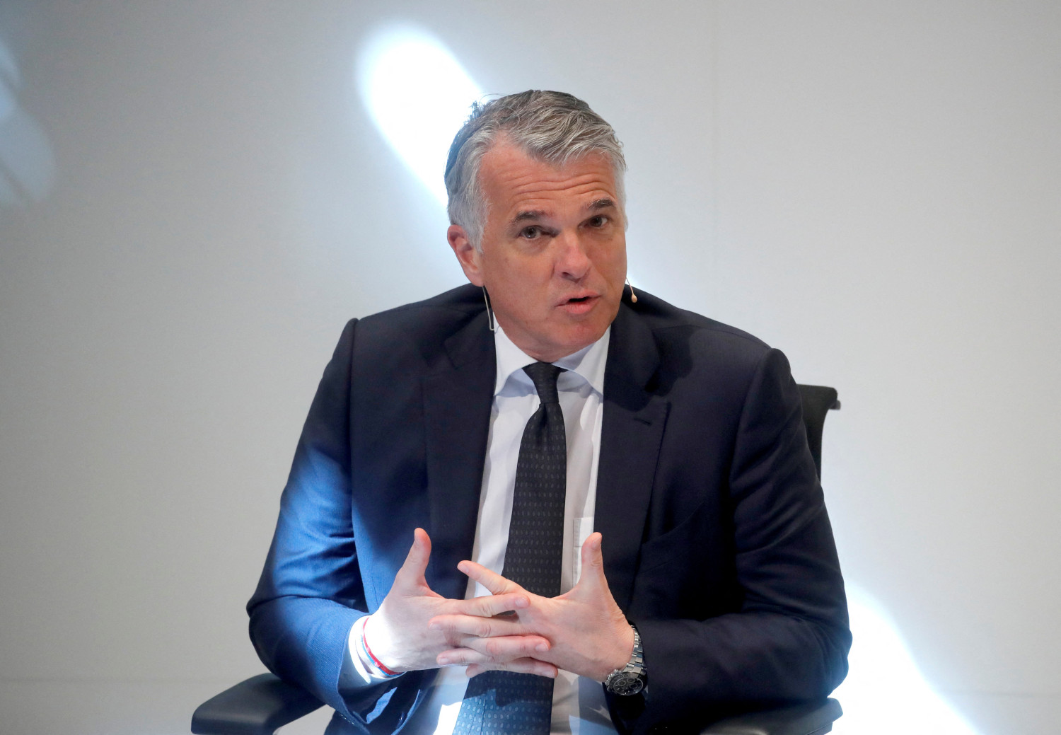 le directeur general de la banque suisse ubs sergio ermotti s exprime lors d une conference de presse a zurich 20230612123818 