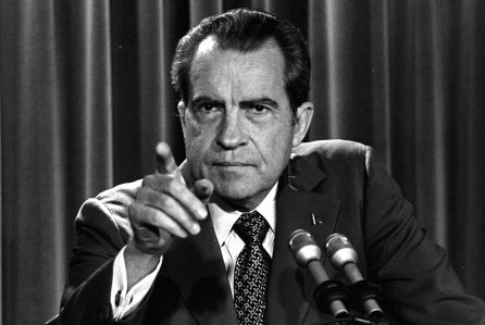 richard-nixon-watergate