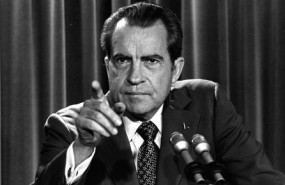 richard-nixon-watergate