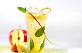 1589887909 co ctel de manzana