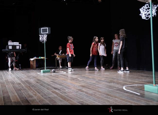 Alumnos del CEIP Mario Benedetti | JAVIER DEL REAL TEATRO REAL ep alumnosceip mario benedetti
