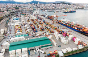 ep archivo   contenedores de exportacion en el puerto de vigo