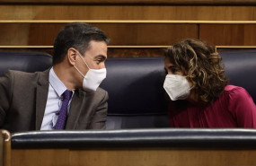ep archivo el presidente del gobierno pedro sanchez conversa con la ministra de hacienda maria ep archivo el presidente del gobierno pedro sanchez conversa con la ministra de hacienda maria