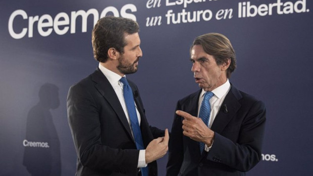 ep archivo   el presidente del pp pablo casado y el expresidente del gobierno jose maria aznar