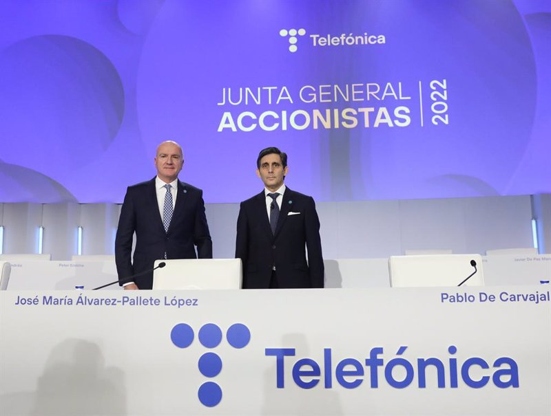 Telefónica negocia la entrada de inversores en sus redes de España y Reino Unido