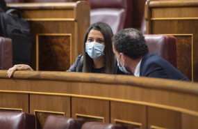 ep archivo   la lider de cs ines arrimadas conversa con el portavoz parlamentario de ciudadanos cs