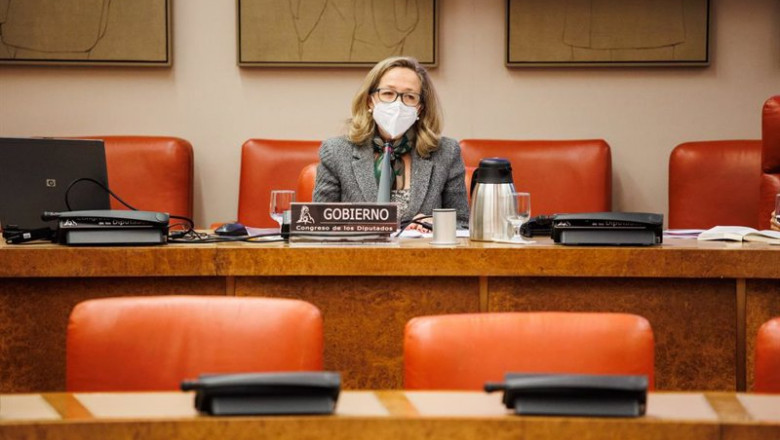 ep archivo la vicepresidenta nadia calvino en una comparecencia en el congreso ep archivo la vicepresidenta nadia calvino en una comparecencia en el congreso