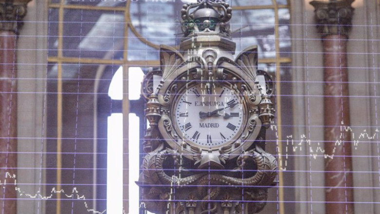 ep archivo un reloj colocado en la bolsa de madrid ep archivo un reloj colocado en la bolsa de madrid