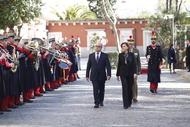 Cospedal pasa revista a las tropas en el Cuartel General del Ejército de Tierra | EUROPA PRESS ep cospedal pasa revistalas tropascuartel generalejercitotierra