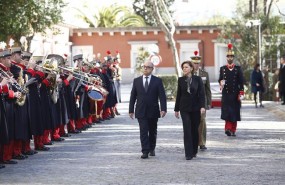 ep cospedal pasa revistalas tropascuartel generalejercitotierra