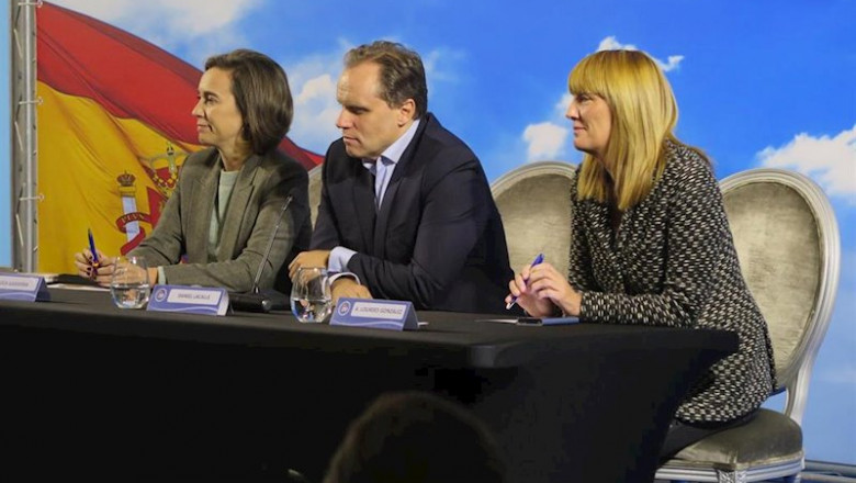 Cuca Gamarra, Daniel Lacalle, y Ana Lourdes González en un acto de campaña en Logroño | PP LA RIOJA - Archivo ep cuca gamarra daniel lacalle y ana lourdes gonzalez en un acto de campana en logrono