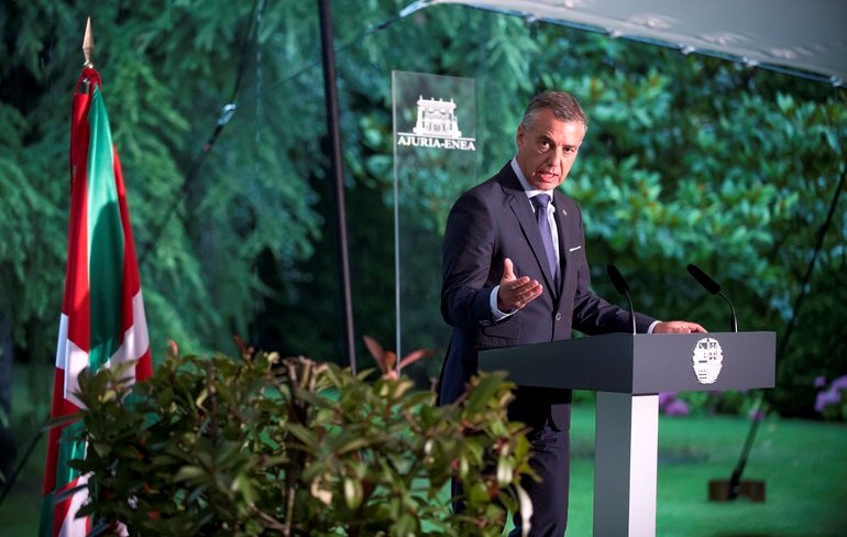 https://img5.s3wfg.com/web/img/images_uploaded/6/7/ep_el_lehendakari_inigo_urkullu_en_una_comparecencia_publica.jpg