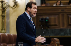 ep el ministro de transportes y movilidad sostenible oscar puente interviene durante un pleno en el