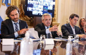 ep el presidente de argentina alberto fernandez durante una reunion con su ejecutivo
