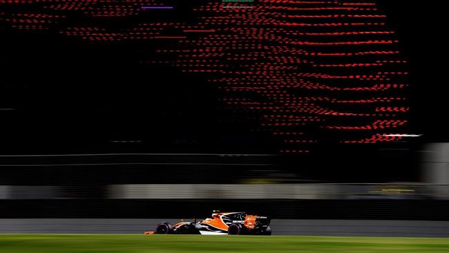 ep fernando alonso mclaren en abu dabi 20171124160802