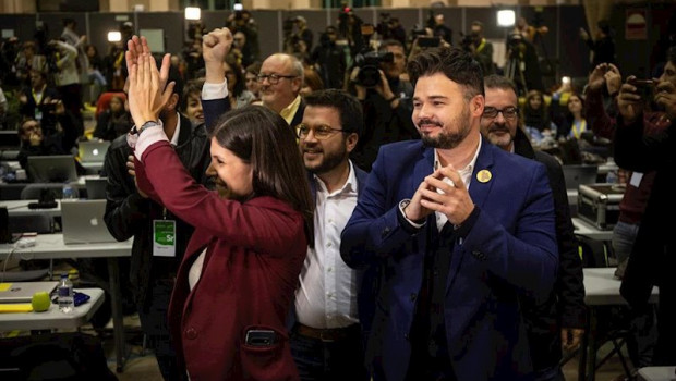 ep i-d la diputada en el parlament marta vilalta el vicepresidente del govern y consejero de