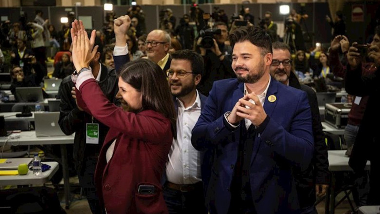 ep i-d la diputada en el parlament marta vilalta el vicepresidente del govern y consejero de