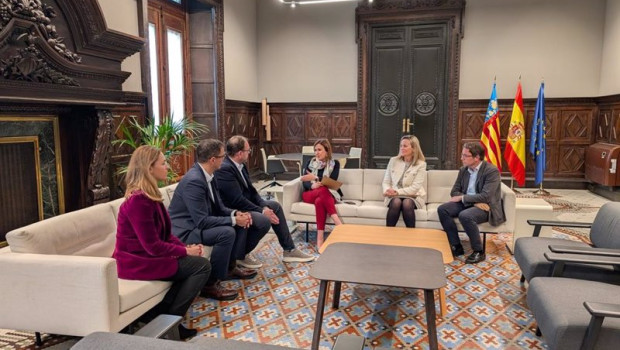 ep la alcaldesa de valncia maria jose catala se reune con responsables de nxn datacenters en el ep la alcaldesa de valncia maria jose catala se reune con responsables de nxn datacenters en el