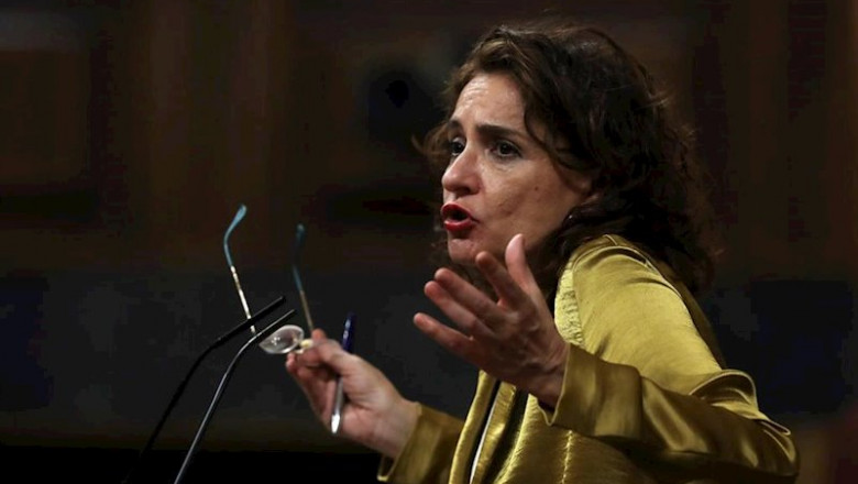 La ministra de Hacienda, María Jesús Montero, durante el pleno del Congreso. | Pool ep la ministra de hacienda maria jesus montero durante el pleno del congreso