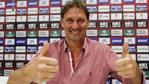 ep tony adams nuevo entrenadorgranada
