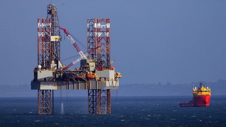 08 February 2019, England, Poole: A genera view of the ENSCO-72 drilling rig in Poole Bay, off the coast of Dorset, where it is sinking an appraisal well on behalf of Corallian Energy to assess the potential reserves of oil in the 'Colter prospect', to th | Steve Parsons/PA Wire/dpa - Archivo ep 08 february 2019 england poole agenera view of the ensco-72 drilling rig in poole bay off the